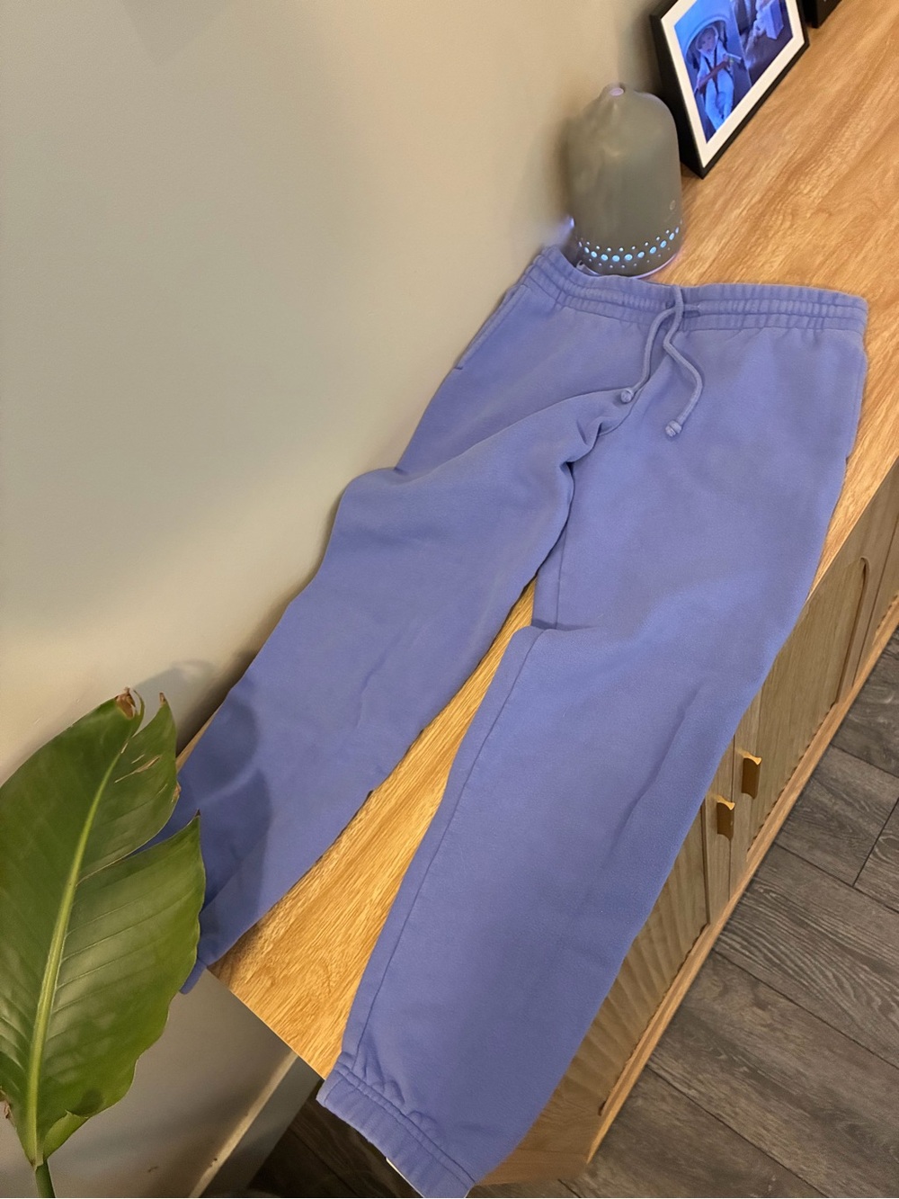 Women’s Size S Lavender Drawstring Joggers